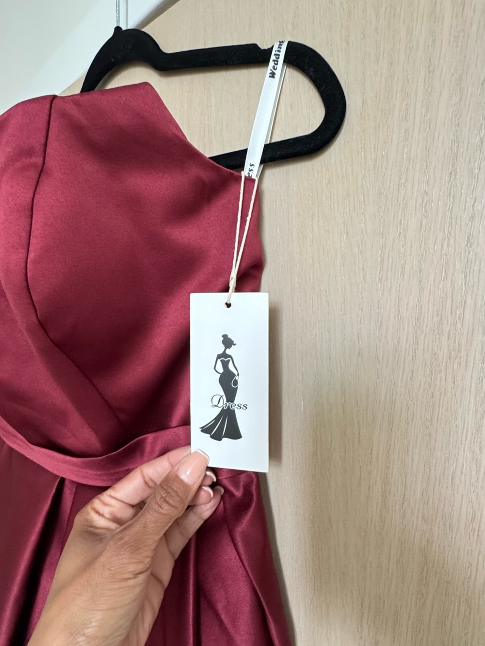 Stunning Burgundy Satin Ball Gown w/ High Slit & Pockets! - Picture 5 of 13